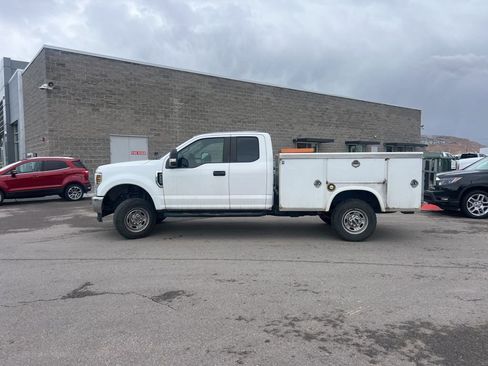 Used 2019 Ford F250 XL w/ XL Value Package image 10