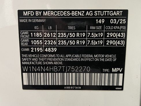 Certified 2026 Mercedes-Benz GLA 250 4MATIC image 34
