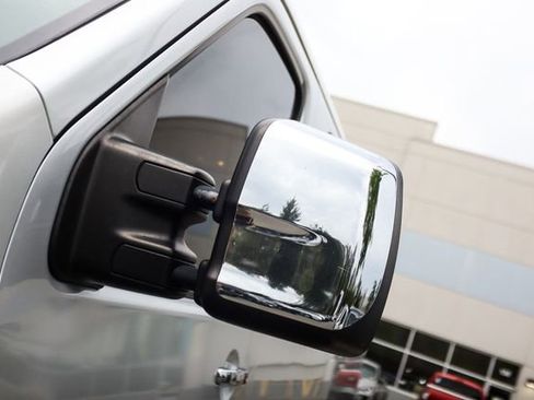 Used 2016 Nissan NV 3500 SL RWD image 59