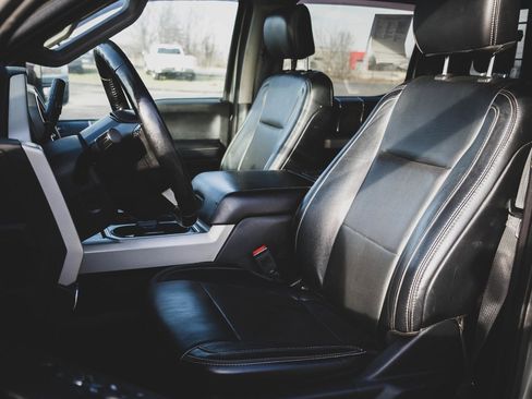 Used 2019 Ford F250 Lariat w/ Lariat Ultimate Package image 21