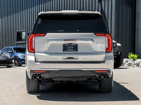 Used 2021 GMC Yukon Denali w/ Denali Ultimate Package AWD/4WD image 6