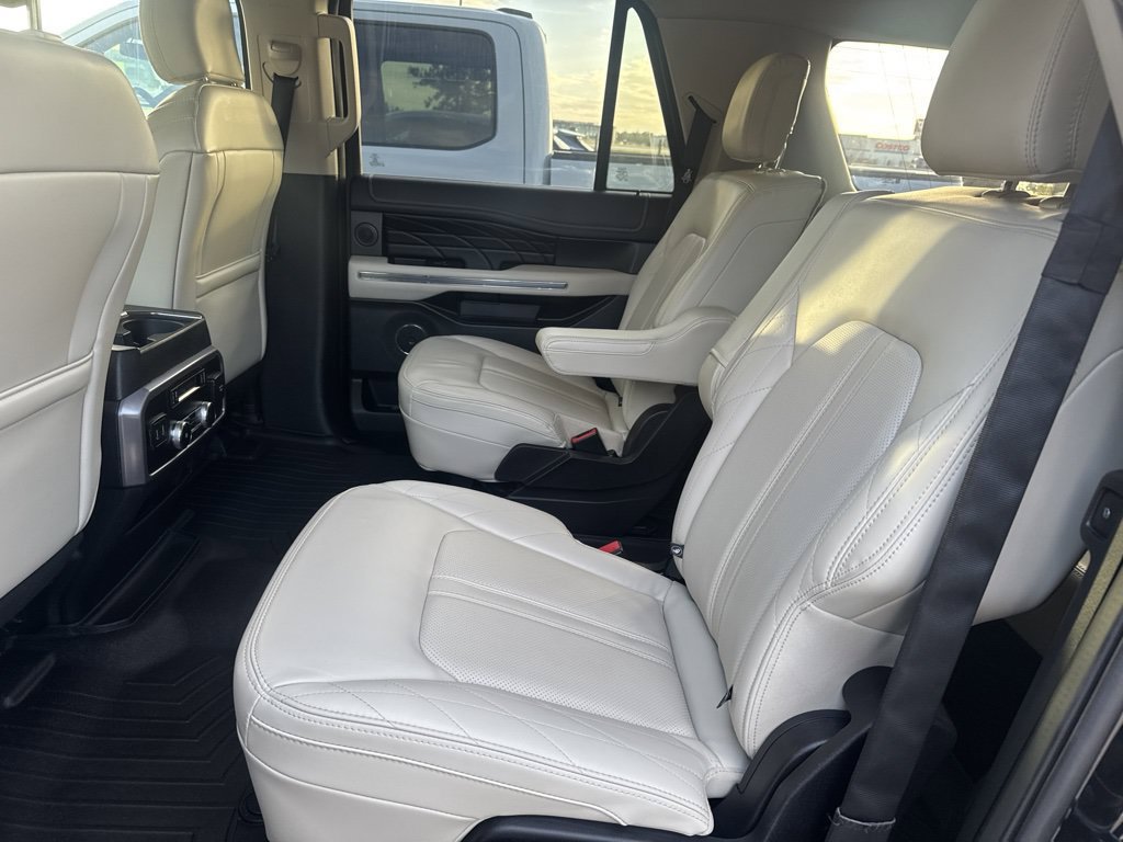 Used 2019 Ford Expedition Max Platinum AWD/4WD image 7