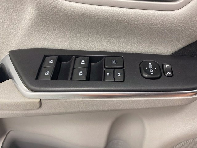 Used 2016 Toyota Camry LE FWD image 21