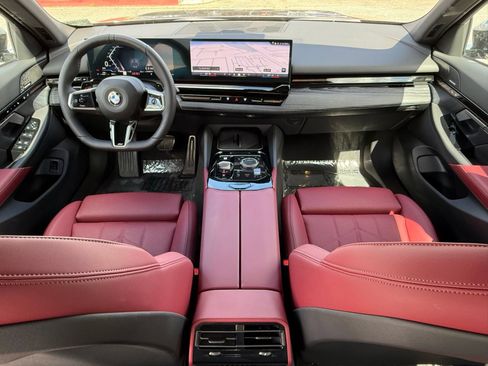 Certified 2026 BMW 530i RWD image 31