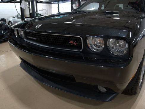 Used 2009 Dodge Challenger R/T RWD image 15