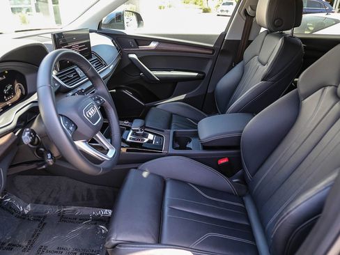 Used 2023 Audi Q5 e Premium w/ Convenience Package AWD/4WD image 20