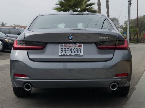 Used 2025 BMW 330i Sedan w/ Convenience Package image 30