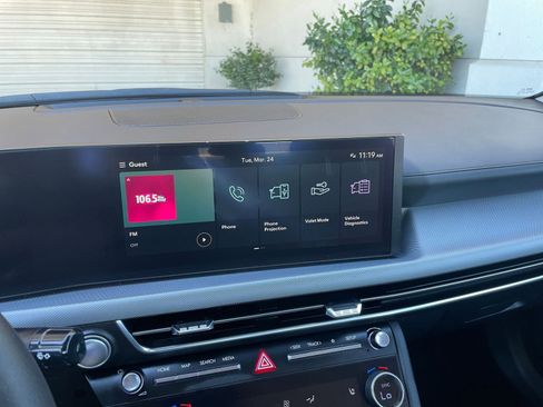 Used 2025 Hyundai Sonata SEL FWD image 20