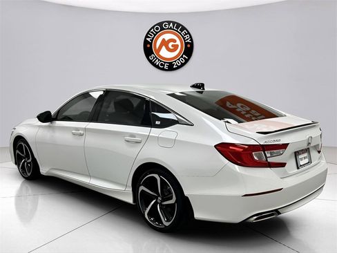 Used 2022 Honda Accord Sport image 5