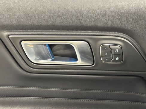 Used 2020 Ford Mustang Bullitt image 13