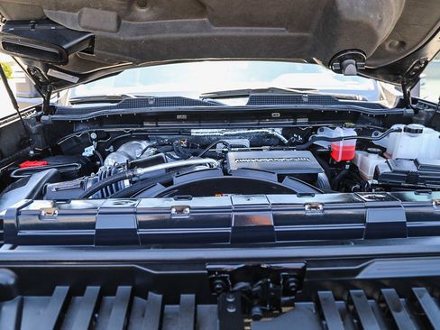 Used 2024 Chevrolet Silverado 3500 High Country image 22