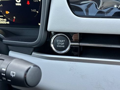 New 2026 Mitsubishi Outlander SE AWD/4WD image 23