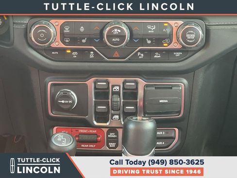 Used 2024 Jeep Wrangler Unlimited Rubicon 392 AWD/4WD image 13