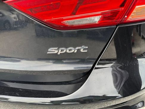 Used 2018 Hyundai Elantra Sport w/ Sport Premium Package 03 image 13