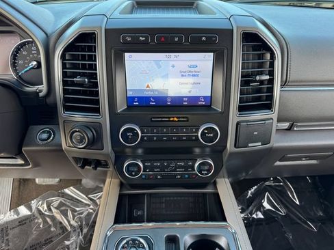 Used 2021 Ford Expedition XLT AWD/4WD image 28