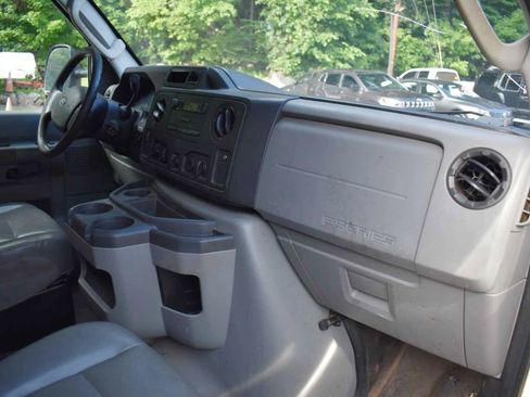 Used 2016 Ford E-350 and Econoline 350 Super Duty w/ Power Windows & Locks Group RWD image 38