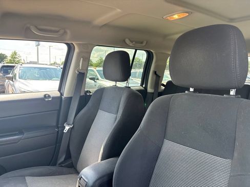 Used 2016 Jeep Patriot Sport w/ Power Value Group FWD image 5