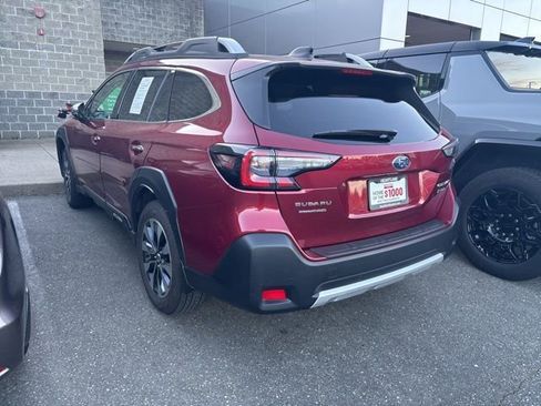 Used 2023 Subaru Outback Touring image 8