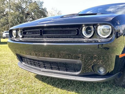 Used 2023 Dodge Challenger SXT w/ Blacktop Package image 17