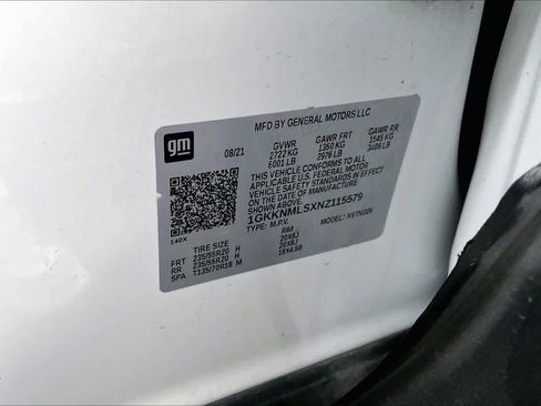 Used 2022 GMC Acadia SLT w/ Elevation Edition image 39