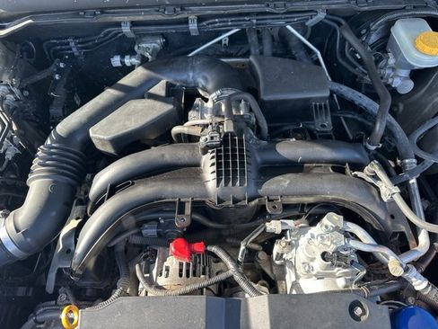 Used 2016 Subaru Legacy 2.5i Limited image 35