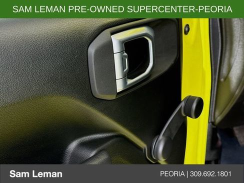 Used 2024 Jeep Wrangler Sport AWD/4WD image 17