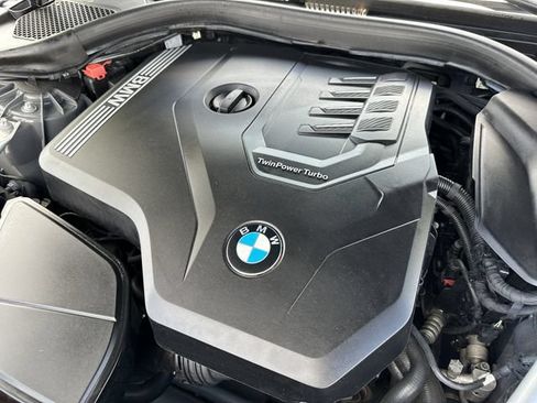 Used 2021 BMW 530i w/ Premium Package RWD image 33