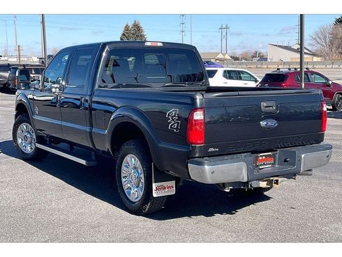 Used 2015 Ford F250 Lariat w/ Chrome Package image 12