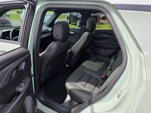 Used 2025 Chevrolet TrailBlazer ACTIV w/ Convenience Package AWD/4WD image 25