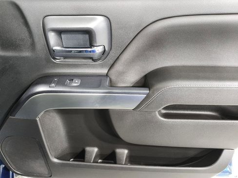 Used 2018 Chevrolet Silverado 1500 LT w/ All Star Edition image 26