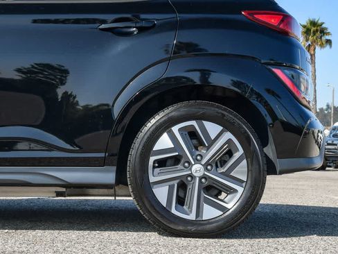 Used 2023 Hyundai Kona SEL w/ Cargo Package FWD image 11