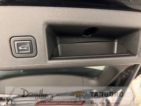Used 2022 Chevrolet Equinox LT FWD image 36