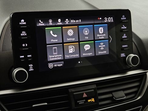 Used 2018 Honda Accord EX-L image 9