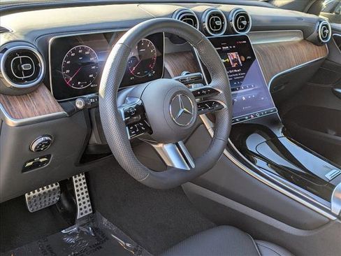 Used 2026 Mercedes-Benz GLC 300 4MATIC image 10