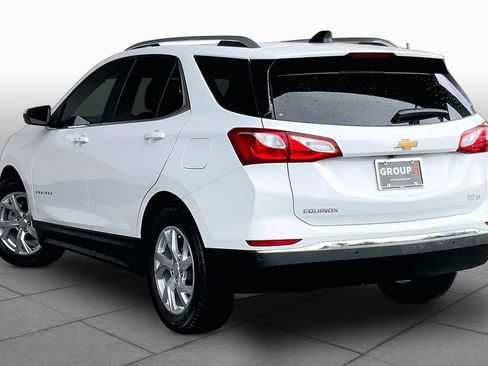 Used 2021 Chevrolet Equinox LT FWD image 12