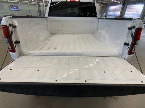Used 2024 RAM 1500 Big Horn AWD/4WD image 23