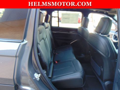 New 2026 Jeep Grand Cherokee Limited w/ Limited Altitude Package AWD/4WD image 38
