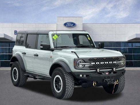 Used 2023 Ford Bronco Badlands w/ Sasquatch Package image 2
