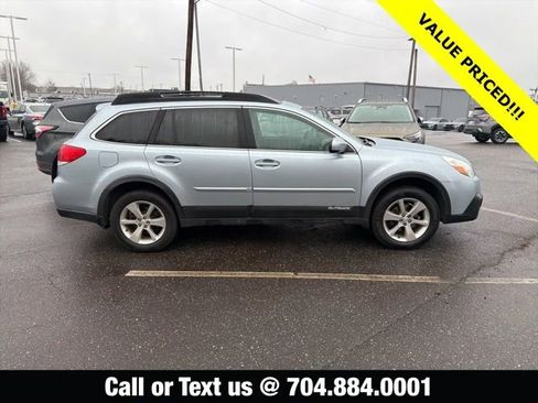 Used 2014 Subaru Outback 2.5i Limited w/ Moonroof Package image 4