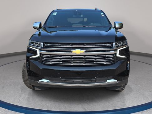 Used 2024 Chevrolet Tahoe Premier AWD/4WD image 2