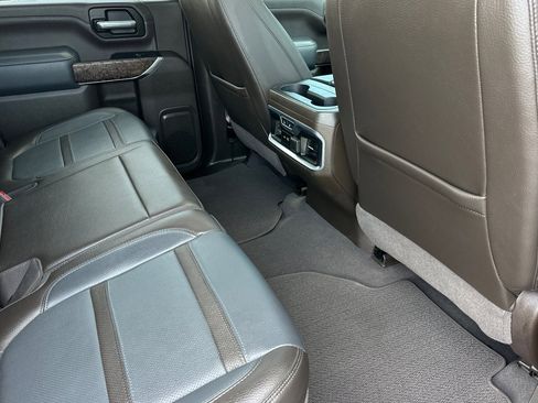 Used 2022 GMC Sierra 2500 Denali w/ Denali Ultimate Package image 18