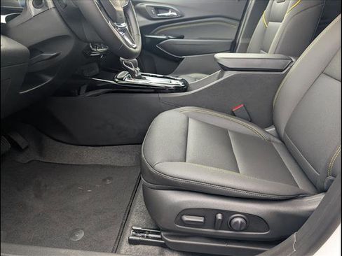 New 2026 Chevrolet Trax ACTIV w/ Driver Confidence Package image 11