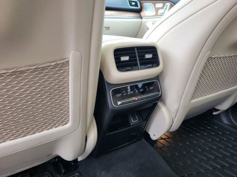 Used 2023 Mercedes-Benz GLE 450 4MATIC image 30