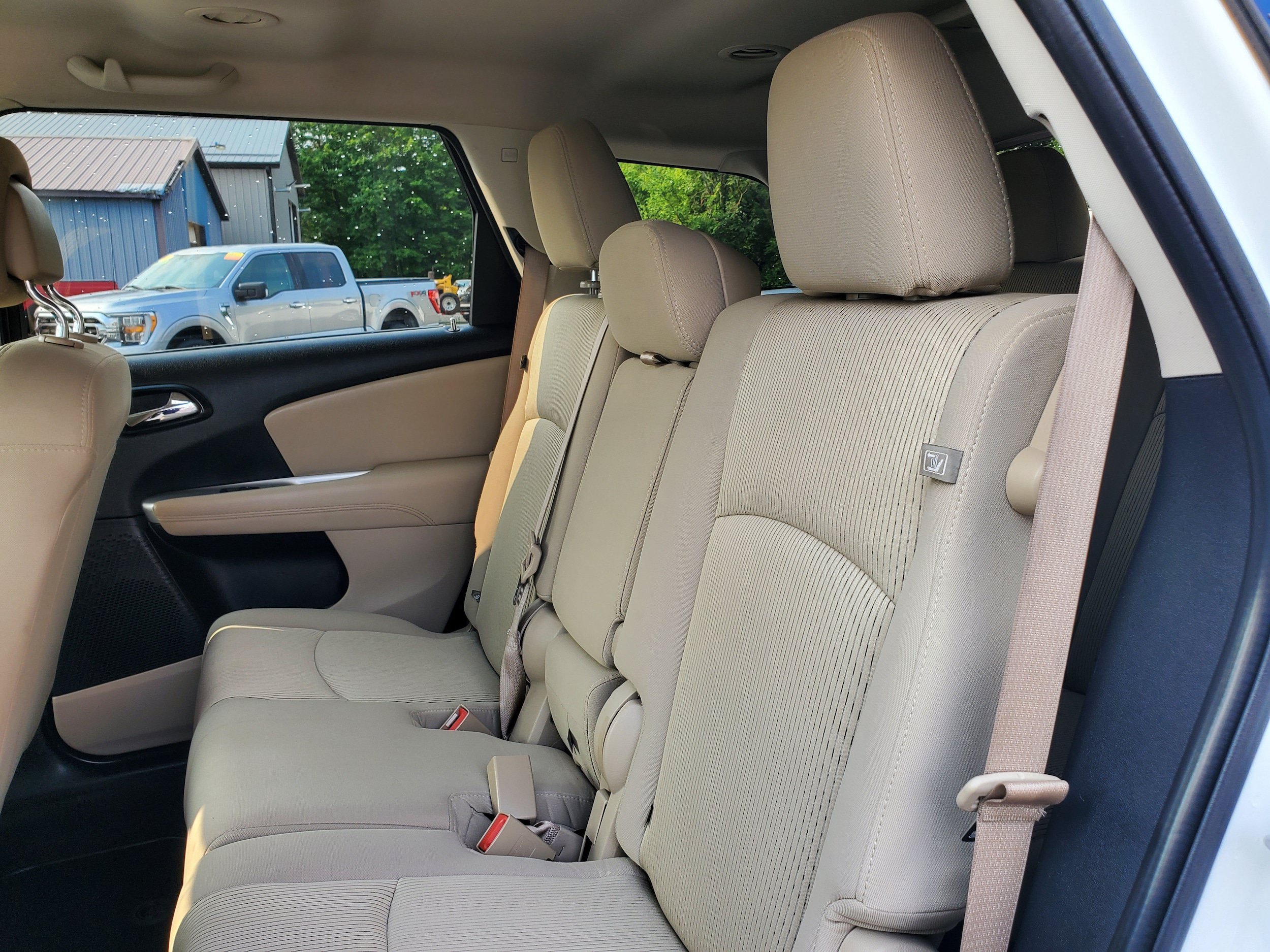 Used 2017 Dodge Journey SXT w/ Safe & Sound Group FWD image 22