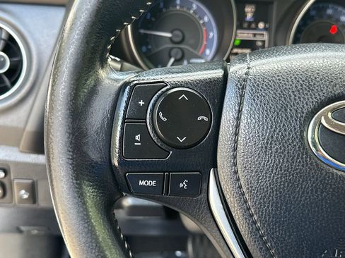 Used 2018 Toyota Corolla iM FWD image 23