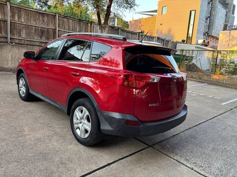 Used 2014 Toyota RAV4 LE AWD/4WD image 7