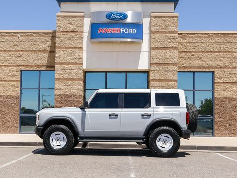 New 2026 Ford Bronco Heritage Edition AWD/4WD image 9