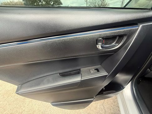 Used 2017 Toyota Corolla SE w/ Carpet Mat Package (TMS) image 20