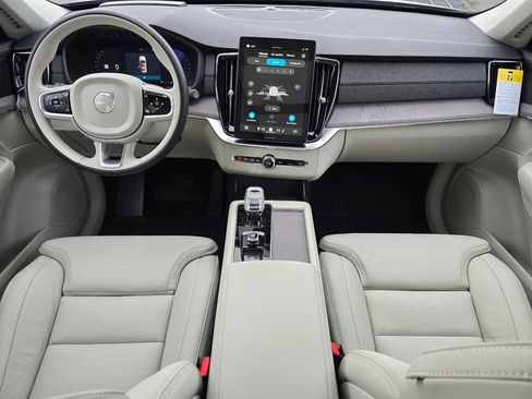 New 2026 Volvo XC90 T8 Ultra w/ Protection Package Premier AWD/4WD image 19