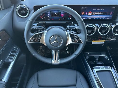 New 2026 Mercedes-Benz GLA 250 image 12